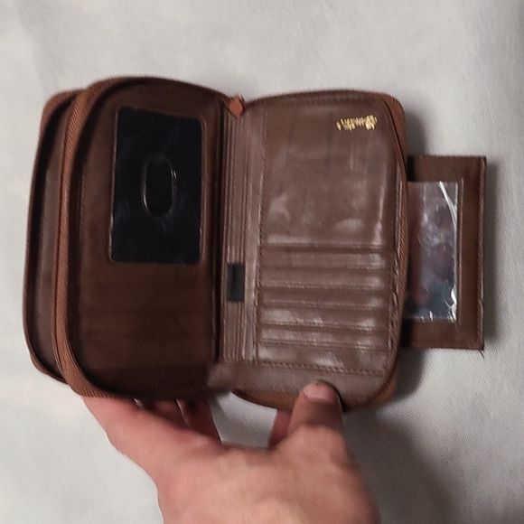 Burton leather wallet - Picture 2 of 6